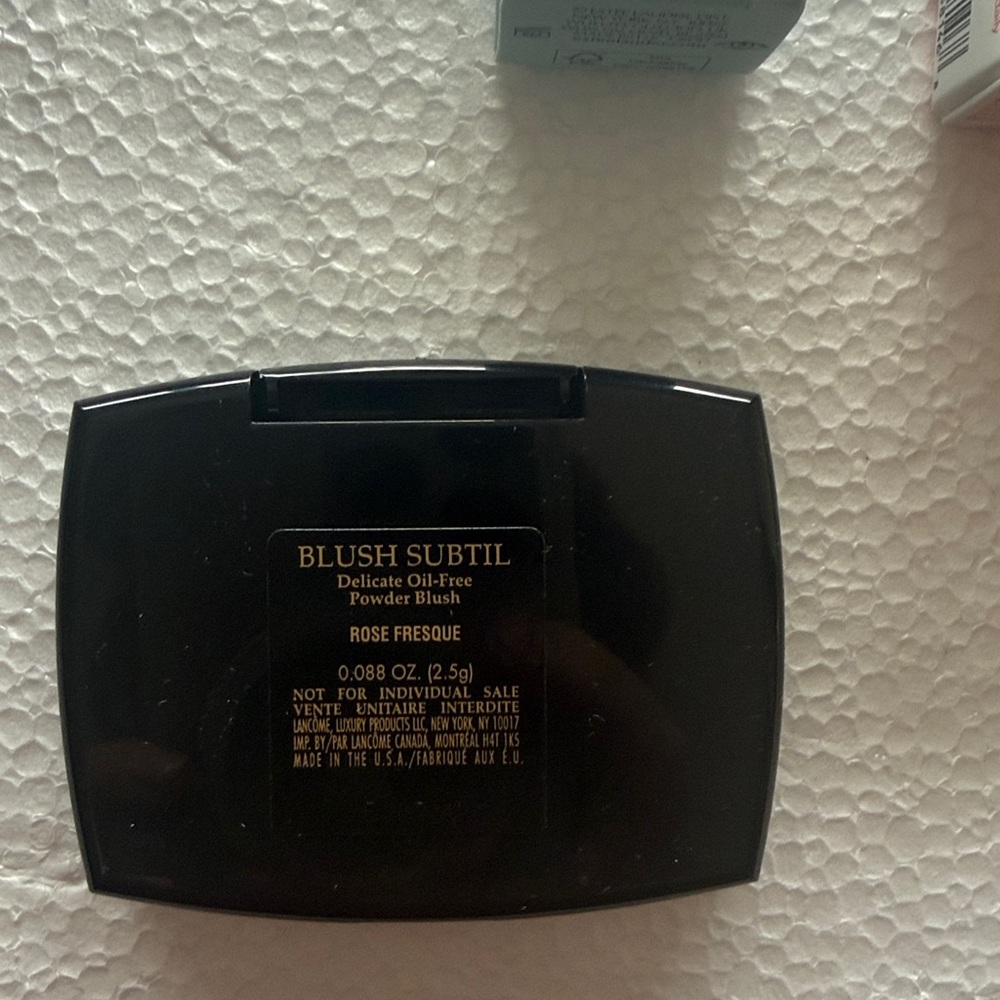 Lancome Absolue Skincare & Makeup & mascara. 20 products + 1 bags + pouch. NIB - Picture 10 of 12